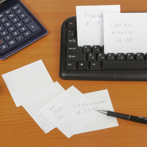 Блок для записей 9х9х9 белый непрокл. белизна 90-92% STAFF 1/18