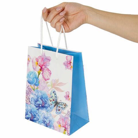 Пакет подарочный бумажный (18х23х8) ламинир Бабочка на цветке 1/12/144