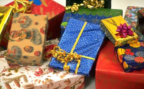 Идеи для праздничной упаковки: как красиво оформить подарок Идеи для праздничной упаковки: как красиво оформить подарок