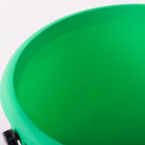 Ведро 6л без крышки пластик пищ с глянцевым узором мерное зеленое LAIMA 1/25 (клиент)
