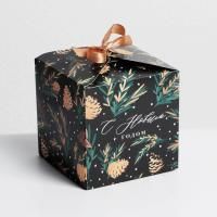 НГ Подарочная коробка 12х12х12см Шишки  1/350